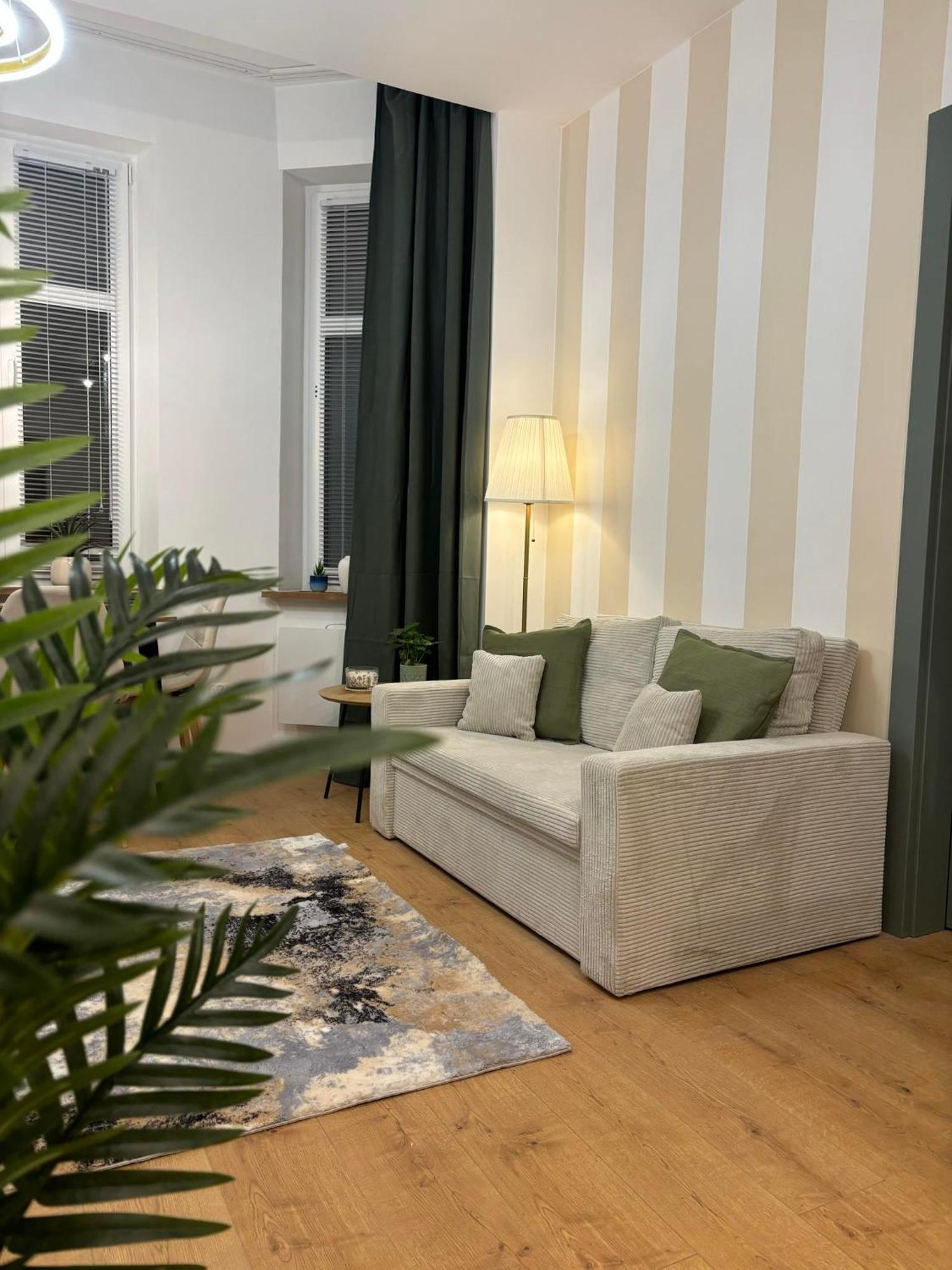 Apartament Pod Wieza 1 Wałbrzych Εξωτερικό φωτογραφία